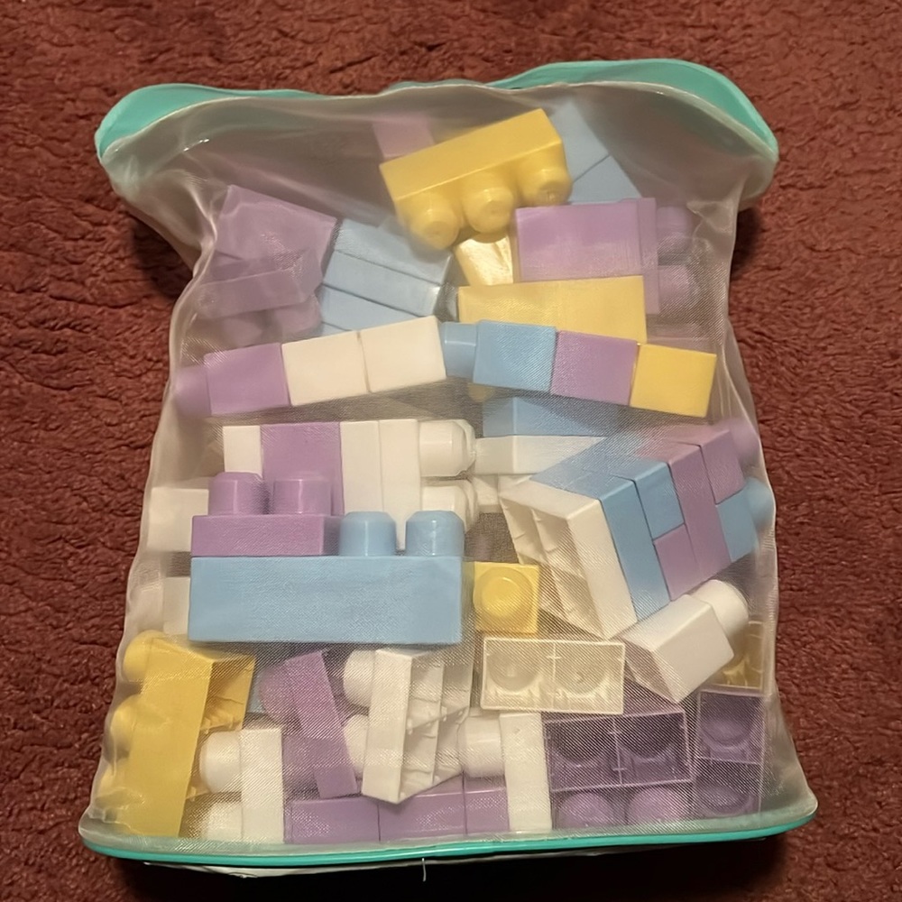 Bag of mega blocks